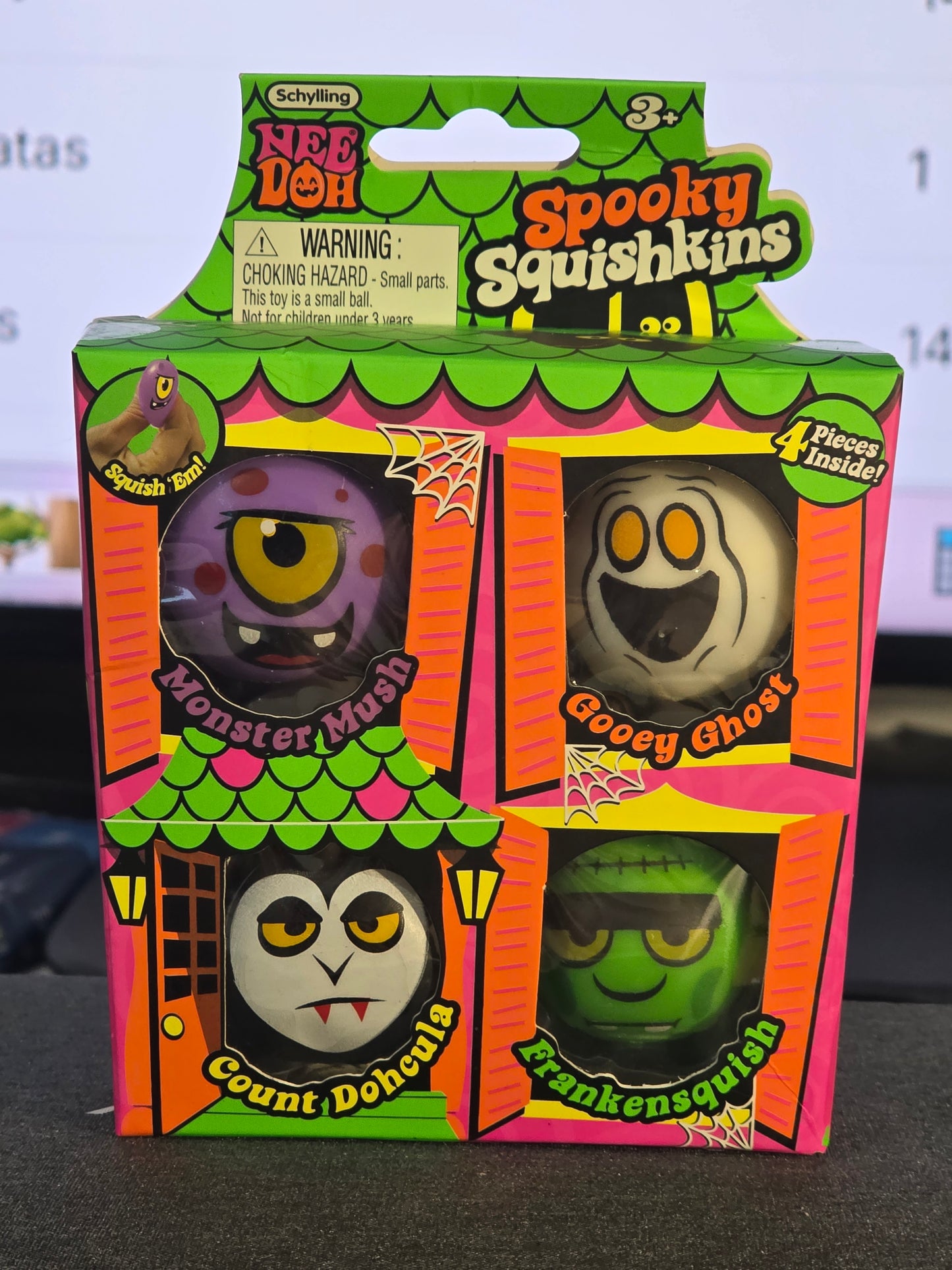 #-T-101- Spooky Squishy Balls