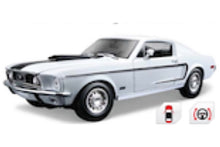 Maisto 1:18 1968 Ford Mustang GT Cobra Jet