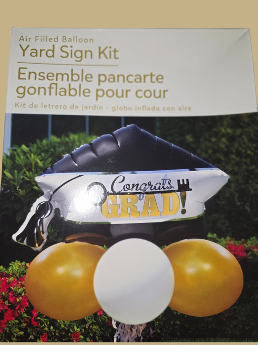 601- congrats grad yard sign 1