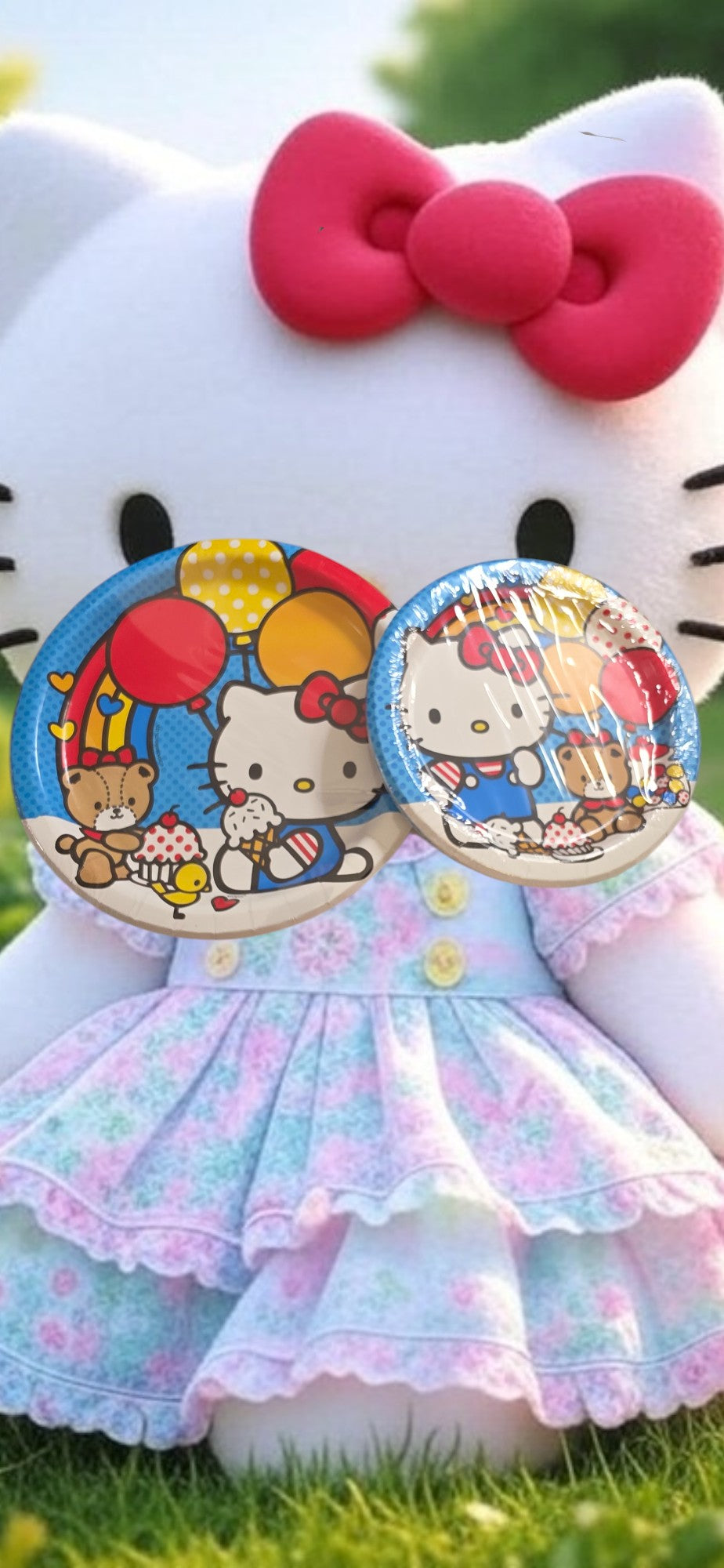 Hello Kitty Bundles each one is for 8 people