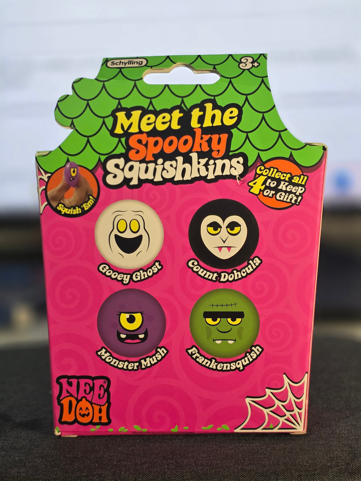 #-T-101- Spooky Squishy Balls